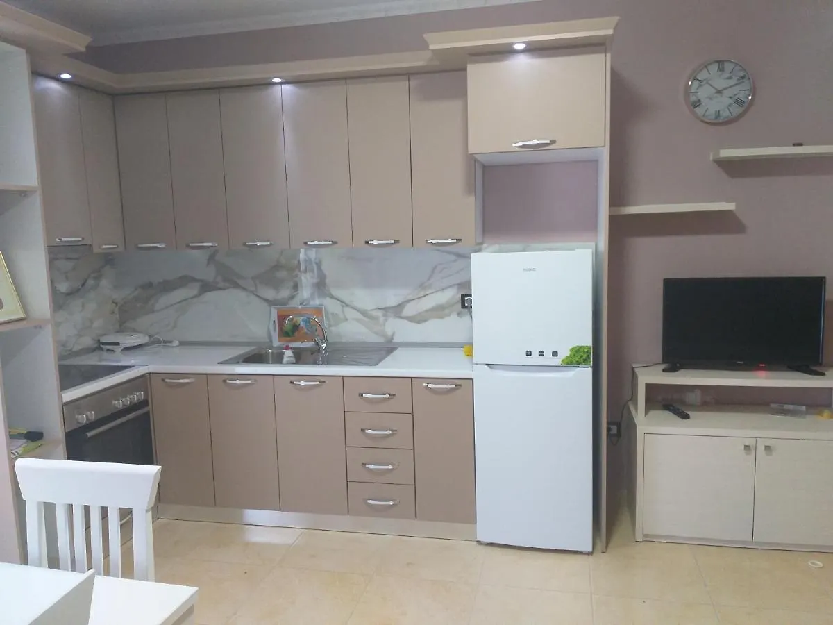 Bral Apartments Дуррес Албания