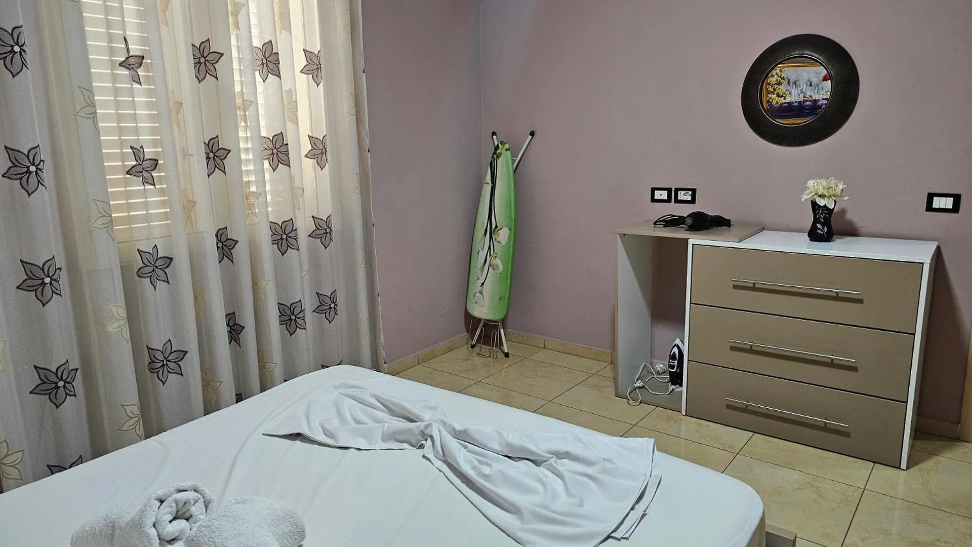 Bral Apartments Дуррес